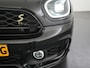 MINI Countryman Cooper S E ALL4 JCW Black Pack | Panoramadak | Camera | Elektr achterklep | Zondag open!