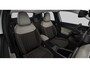 Fiat 600 600e La Prima | 10,25" touchscreen radio met Bluetooth, DAB & USB | Automatische airconditioning | Extra getint glas achter