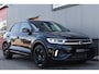 Volkswagen T-Roc 1.5 TSI R-Line Black Style LED grill, Adaptive cruise, Ergo active + Massage, IQ Light, Afn. trekhaak, Camera