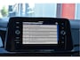 Volkswagen T-Roc 1.5 TSI R-Line Black Style LED grill, Adaptive cruise, Ergo active + Massage, IQ Light, Afn. trekhaak, Camera