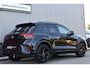 Volkswagen T-Roc 1.5 TSI R-Line Black Style LED grill, Adaptive cruise, Ergo active + Massage, IQ Light, Afn. trekhaak, Camera