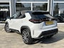Toyota Yaris Cross 1.5 Hybrid GR Sport|Pano|HUD|Krijt Grijs