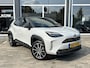 Toyota Yaris Cross 1.5 Hybrid GR Sport|Pano|HUD|Krijt Grijs