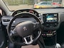 Peugeot 2008 1.2 PureTech Allure Clima,Navi,Panodak