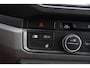 Volkswagen Crafter 35 2.0 TDI L3H3 Highline Black Edition Camera, Cruise, Carplay, LED, Clima, Automaat, Trekhaak, Sensoren, Uniek!