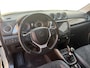 Suzuki Vitara 1.4 Boosterjet Comfort Smart Hybrid | Afneembare Trekhaak| Multimedia systeem| Climate Control| Keyless start| Parkeersensoren voor en achter| Stoel verwarming|  Cruise Control