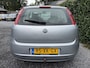 Fiat Punto Grande 1.4 Dynamic | Airco | Cruise Control | LMV | Elekt. Ramen | Trekhaak | APK tot 15-04-2027!