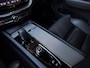 Volvo XC60 2.0 T6 Plug-in hybrid AWD All Black | Pano | 20" | Memo 2x | Leer | Winter pakket | Camera | Hifi Perf |