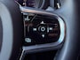 Volvo XC60 2.0 T6 Plug-in hybrid AWD All Black | Pano | 20" | Memo 2x | Leer | Winter pakket | Camera | Hifi Perf |