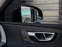Volvo XC60 2.0 T6 Plug-in hybrid AWD All Black | Pano | 20" | Memo 2x | Leer | Winter pakket | Camera | Hifi Perf |