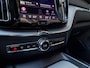 Volvo XC60 2.0 T6 Plug-in hybrid AWD All Black | Pano | 20" | Memo 2x | Leer | Winter pakket | Camera | Hifi Perf |