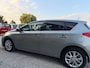 Toyota Auris 1.6 Aspiration Vol Optie Camera Cruise PDC LMV StoelVerwarming NAP Nieuwe Apk