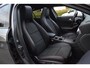 Mercedes-Benz GLA 180 AMG Line Pano Keyless Camera LED
