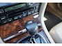 Jaguar XJR 4.2 V8 S/C Youngtimer Schuifdak Leer Navi Stoelverw.