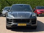 Porsche Cayenne Coupé 3.0 E-Hybrid / SOH 91,4% / Trekhaak / Panoramadak / 360Camera / Head-up / Passenger Display / Keyless / Sportdesign+Chrono / 22'' / Keyless / Laser LED / Sportuitlaat / Bose / Stoelventilatie+Verwarmd