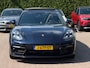 Porsche Panamera Sport Turismo 2.9 4S E-Hybrid / Panoramadak / 360Camera / Head-up / Achterasbesturing / Softclose / Bose / 21'' / Keyless / CarPlay / Sportdesign+Chrono / Sportuitlaat / Matrix / Dodehoek / DAB / ACC