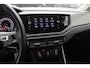 Volkswagen Polo 1.0 TSI Comfortline R-line / Camera / Navigatie / Parkeerhulp V+A / LED / 16'' / Apple CarPlay / Getint glas / Cruise Control Adaptief