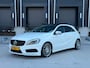 Mercedes-Benz A-klasse 250 AMG (PANO, ADAPTIVE CRUISE, LEDER, STOELV, PARKEERSENS V+A, TREKHAAK, XENON, NL-AUTO, GOED ONDERHOUD)