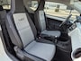 Volkswagen Up! 1.0 high up! White uitvoering airco 1 eigenaar !!!