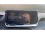 Peugeot 2008 GT | Active Safety Brake met camera en radar (automatisch noodremsysteem) met Distance Alert (waarschuwing dreigende aanrijding) | Advanced Active Safety Brake met camera en radar | Climate Control