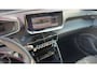 Peugeot 2008 GT | Active Safety Brake met camera en radar (automatisch noodremsysteem) met Distance Alert (waarschuwing dreigende aanrijding) | Advanced Active Safety Brake met camera en radar | Climate Control