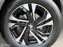 Peugeot 2008 1.2 PureTech Allure Pack Camera CarPlay 17inch