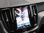 Volvo XC60 2.0 T8 Plug-in hybrid AWD Ultra Bright | Luchtvering | Trekhaak | 360 Camera | Panoramadak | Head-up