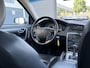Volvo V70 2.5T Summum | 5 CILINDER! | Trekhaak | Schuif kantel dak | Xenon koplampen | Sport lederen interieur | Memory | Stelverwarming | Roofrails | 12 Maanden BOVAG garantie |