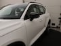Volvo XC40 B4 AUT(7) PLUS DARK HARMAN KARDON 19INCH TREKHAAK STOELVERWARMIN