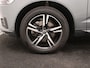 Volvo XC60 T6 PLUG-IN HYBRID R-DESIGN HARMAN KARDON SCHUIFDAK 360GR CAM ACC
