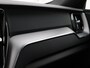Volvo XC60 T6 PLUG-IN HYBRID R-DESIGN HARMAN KARDON SCHUIFDAK 360GR CAM ACC