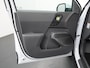 Kia EV2 Plus 42.2 kWh - Stoel-/Stuurverwarming - Navigatie - Achteruitrijcamera - Apple Carplay/Android Auto - Fabrieksgarantie t/m 2033