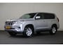 Toyota Land Cruiser 2.8 D-4D-F Challenger Window Van