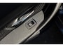 BMW 3-Serie 320i Executive Automaat I 19 Inch I Cruise I Airco I Parkeersensoren I Bluetooth I Navigatie I NL Auto I NAP