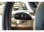 BMW 3-Serie 320i Executive Automaat I 19 Inch I Cruise I Airco I Parkeersensoren I Bluetooth I Navigatie I NL Auto I NAP