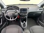 Peugeot 208 1.2 PureTech Signature Airco | AppleCarplay/ Andoird Auto | Cruise Control | Camera | DAB | LMV 16" | Navi | PDC Achter |