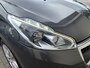 Peugeot 208 1.2 PureTech Signature Airco | AppleCarplay/ Andoird Auto | Cruise Control | Camera | DAB | LMV 16" | Navi | PDC Achter |