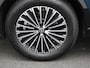 Volkswagen Tiguan 1.5 eHybrid R-Line Edition 272 PK| Panoramadak | Navigatie Groot | 360 Camera | Trekhaak | Black Style | Stoelverwarming Voor & Achter