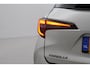 Toyota Corolla Touring Sports Hybrid 140 Dynamic | Apple Carplay / Android Auto | Stoelverwarming | Parkeersensoren voor/achter | Adaptive Cruise | Keyless | Clima | Camera | Full LED | 17 inch