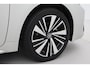 Toyota Corolla Touring Sports Hybrid 140 Dynamic | Apple Carplay / Android Auto | Stoelverwarming | Parkeersensoren voor/achter | Adaptive Cruise | Keyless | Clima | Camera | Full LED | 17 inch