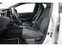 Toyota Corolla Touring Sports Hybrid 140 Dynamic | Apple Carplay / Android Auto | Stoelverwarming | Parkeersensoren voor/achter | Adaptive Cruise | Keyless | Clima | Camera | Full LED | 17 inch