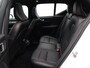 Volvo XC40 2.0 T4 R-Design / Trekhaak / Panoramadak / Stoelverwarming / Lederen Bekleding / Elektrische Stoelen / Pilot Assist / ACC /