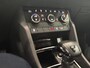 Skoda Karoq 1.5 TSI ACT Business Edition | Trekhaak | Parkeersensoren achter | Stoelverwarming | Climate Control | Apple Carplay & Android Auto
