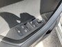 Skoda Karoq 1.5 TSI ACT Business Edition | Trekhaak | Parkeersensoren achter | Stoelverwarming | Climate Control | Apple Carplay & Android Auto