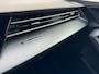 Audi A3 Sportback 35 150pk TFSI S edition Parkeersensoren voor en achter | Sportstoelen zwarte stof | Stoelverwarming voorin
