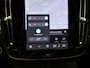 Volvo XC40 2.0 B4 Plus Dark / Trekhaak / Elektr. stoelverstelling / Stoel- + Stuurwielverwarming / Harman Kardon Audio / Pilot Assist / Achteruitrijcamera / BLIS