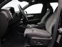 Volvo XC40 2.0 B4 Plus Dark / Trekhaak / Elektr. stoelverstelling / Stoel- + Stuurwielverwarming / Harman Kardon Audio / Pilot Assist / Achteruitrijcamera / BLIS
