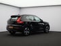 Volvo XC40 2.0 B4 Plus Dark / Trekhaak / Elektr. stoelverstelling / Stoel- + Stuurwielverwarming / Harman Kardon Audio / Pilot Assist / Achteruitrijcamera / BLIS