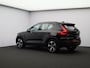 Volvo XC40 2.0 B4 Plus Dark / Trekhaak / Elektr. stoelverstelling / Stoel- + Stuurwielverwarming / Harman Kardon Audio / Pilot Assist / Achteruitrijcamera / BLIS