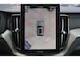 Volvo XC60 T6 Recharge AWD Plus Black Edition - Panorama/schuifdak - IntelliSafe Assist & Surround - 360º Camera - Harman/Kardon audio - Adaptieve LED koplampen - Verwarmde voorstoelen, stuur & achterbank - Parkeersensoren voor & achter - Elektr. bedienb. voorstoelen met geheugen - Head up display - Draadloze tel. lader - Extra getint glas - Inklapbare trekhaak - 21' LMV